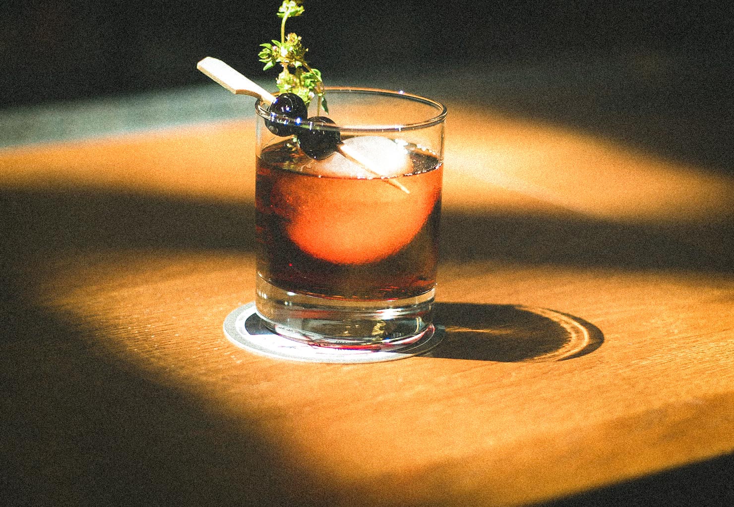 Old fashioned cocktail
